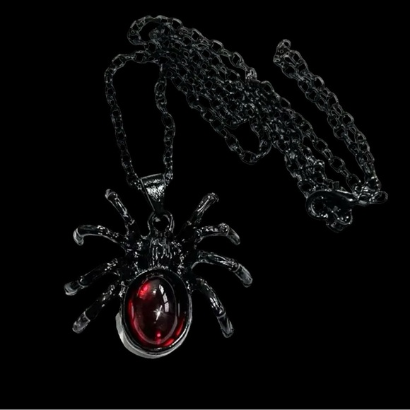 Gothic Black/Red Cute Spider Pendant Necklace‎ Punk  Retro Style Fashion Jewelry - Picture 4 of 14